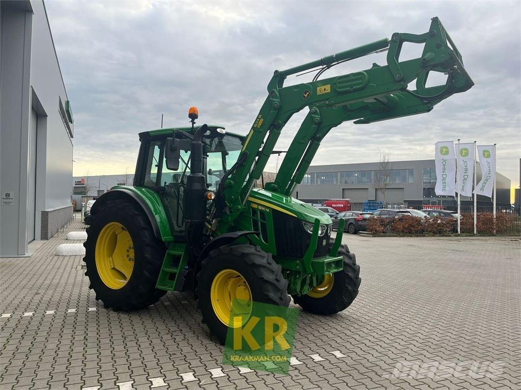 John Deere 6120M Traktorit