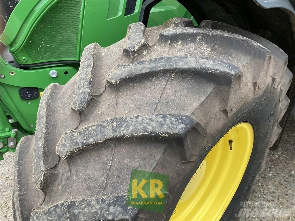 John Deere 6130R Traktorit