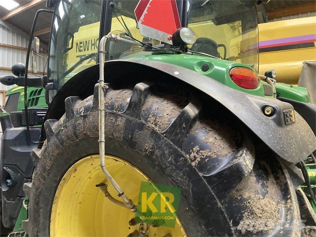 John Deere 6155R Traktorit
