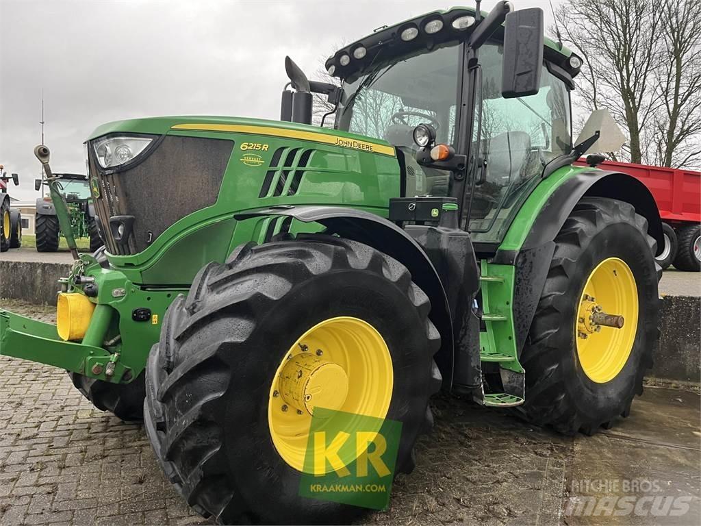 John Deere 6215R Traktorit