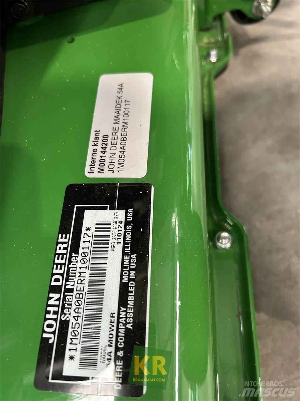 John Deere X380 Päältäajettavat ruohonleikkurit