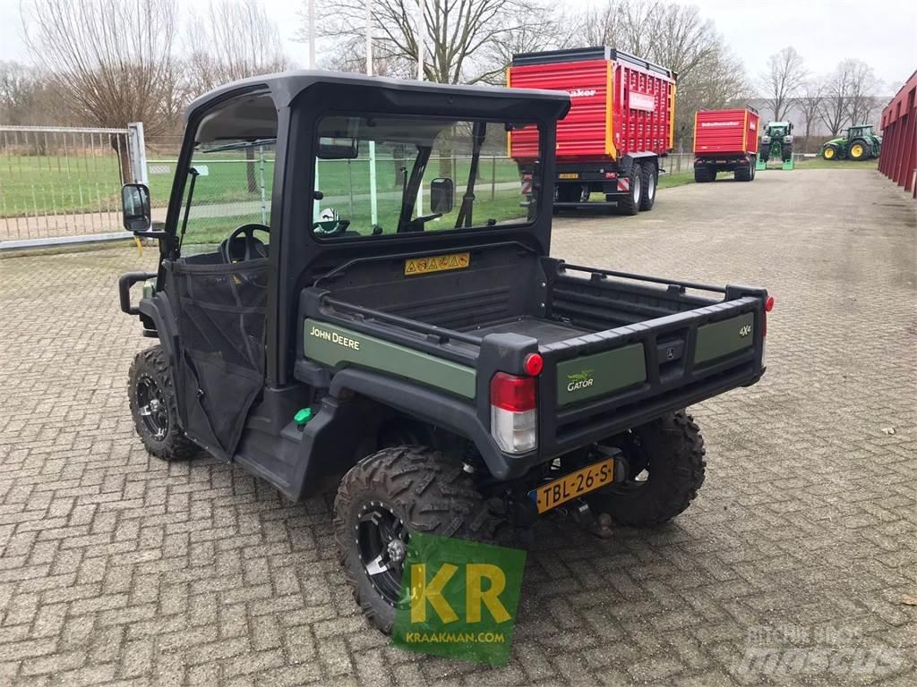 John Deere XUV865M Mönkijät