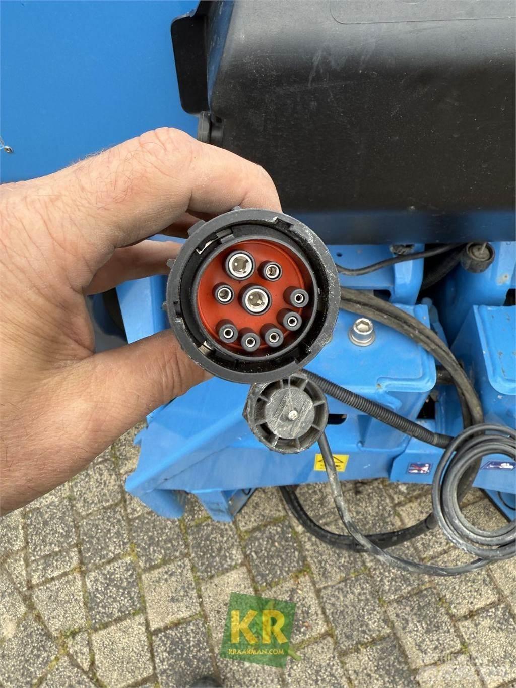 Lemken Polaris 14 Ruiskulannoittimet