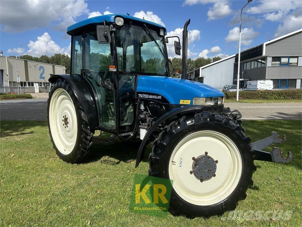 New Holland TN75S Traktorit