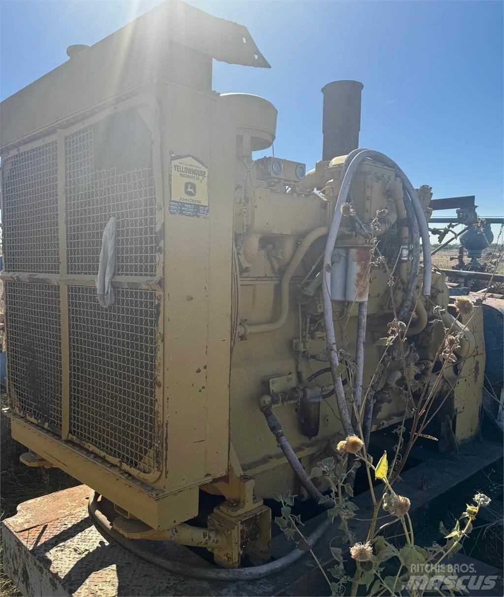 CAT D353 Moottorit