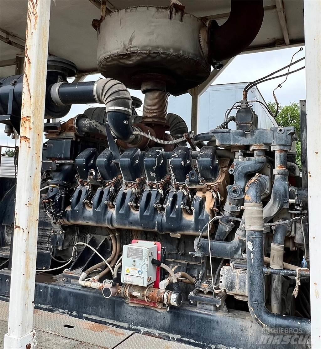 MTU 12V4000 Moottorit