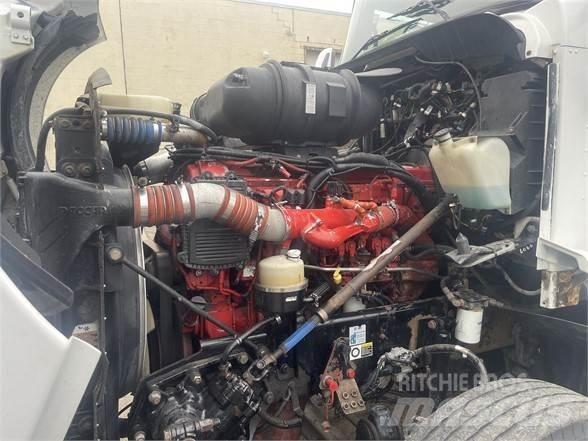 Kenworth T660 Vetopöytäautot