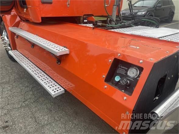 Kenworth T680 Vetopöytäautot