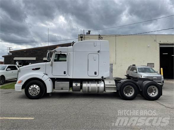 Peterbilt 386 Vetopöytäautot
