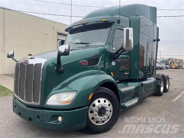 Peterbilt 579 Vetopöytäautot