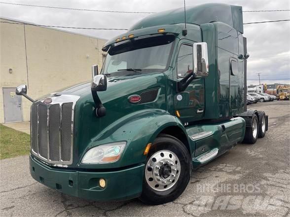 Peterbilt 579 Vetopöytäautot