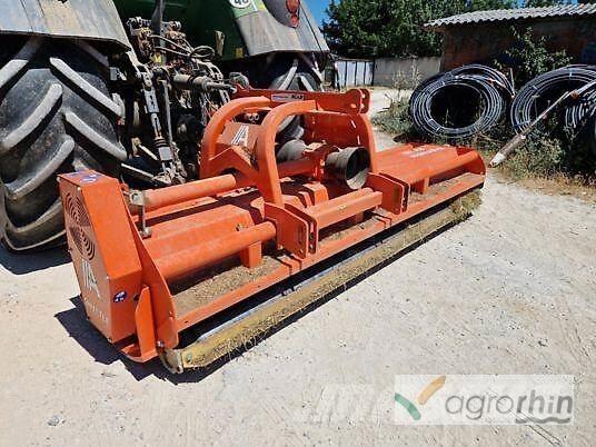 Agrimaster RV 320 Kesantoleikkurit ja -murskaimet