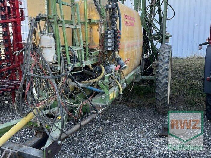Amazone UG 3000 Hinattavat ruiskut