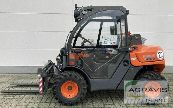 Ausa T144H Maatalouskurottajat