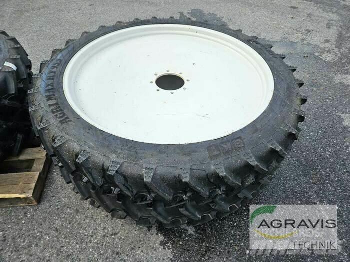 BKT KR270/95R42 Renkaat ja vanteet