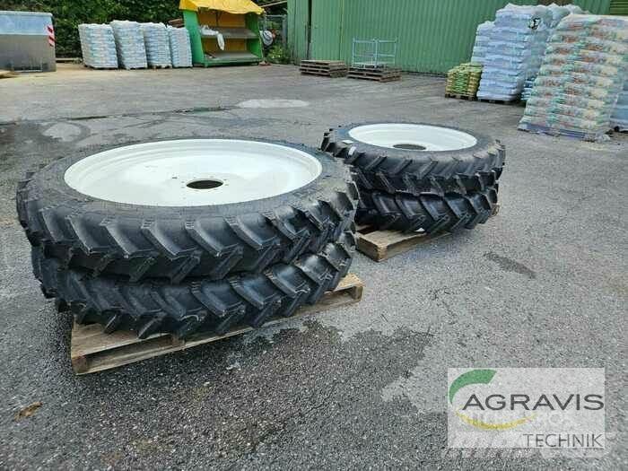 BKT KR270/95R42 Renkaat ja vanteet