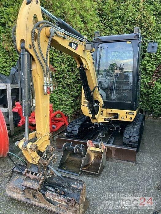 CAT 302.7 D Pyöräkaivukoneet