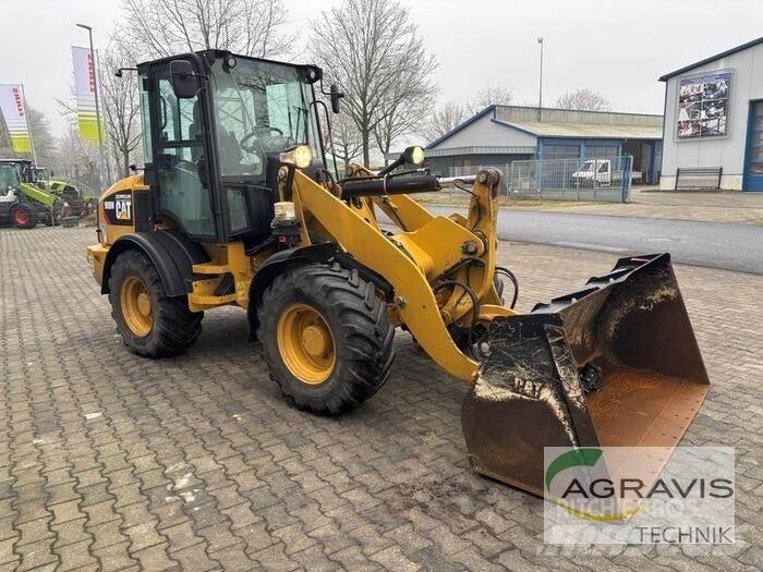 CAT 908 Pyöräkuormaajat