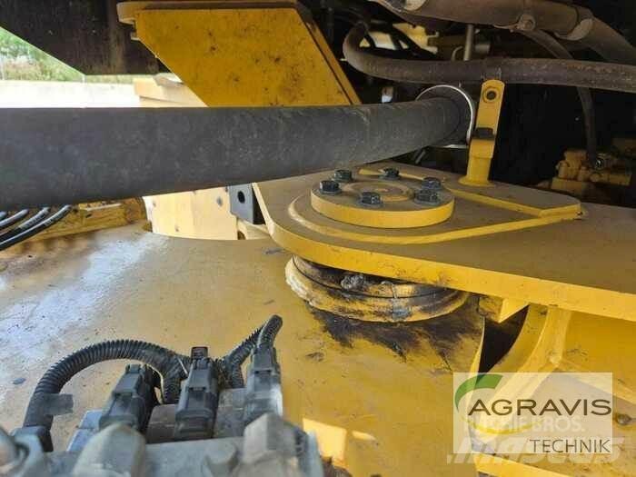 CAT 930 M Pyöräkuormaajat