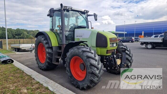 CLAAS ARES 656 Traktorit