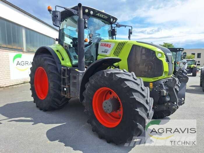 CLAAS AXION 870 Traktorit