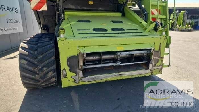 CLAAS LEXION 750 Leikkuupuimurit