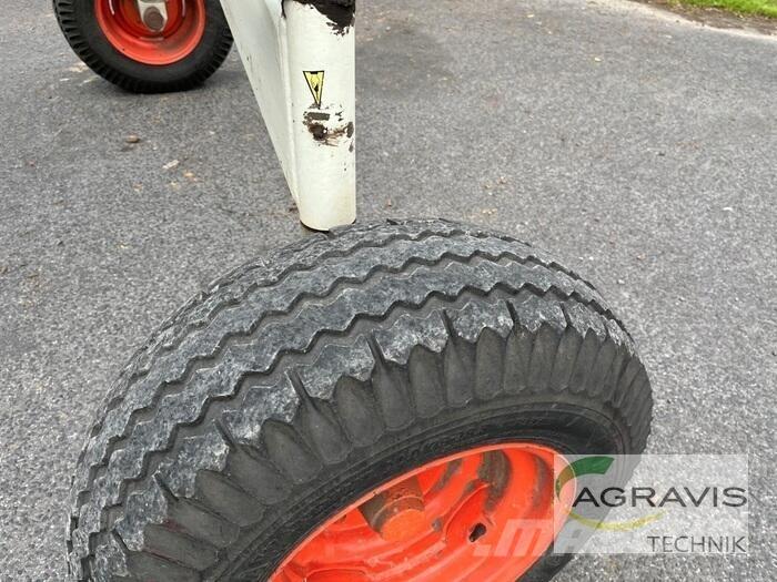 CLAAS LINER 780 L Pöyhimet ja haravat