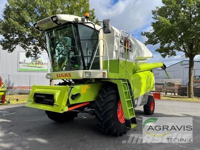 CLAAS MEDION 310 Leikkuupuimurit