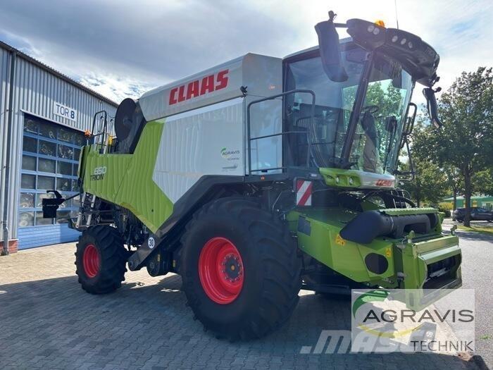 CLAAS TRION 650 Leikkuupuimurit