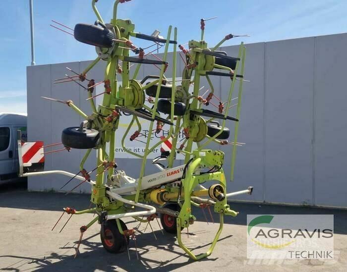 CLAAS VOLTO 900 Pöyhimet ja haravat