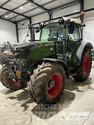 Fendt 211 VARIO Traktorit