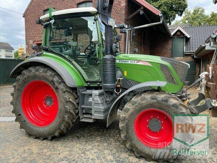 Fendt 313 S4 Profi Traktorit