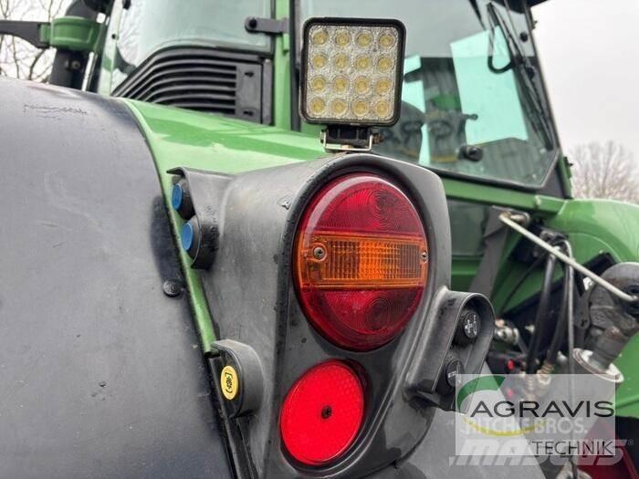 Fendt 712 VARIO Traktorit