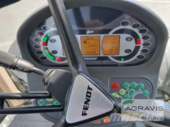 Fendt 714 VARIO SCR Traktorit