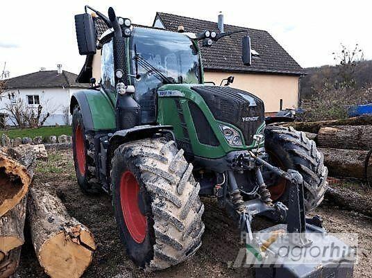 Fendt 716 SCR Traktorit