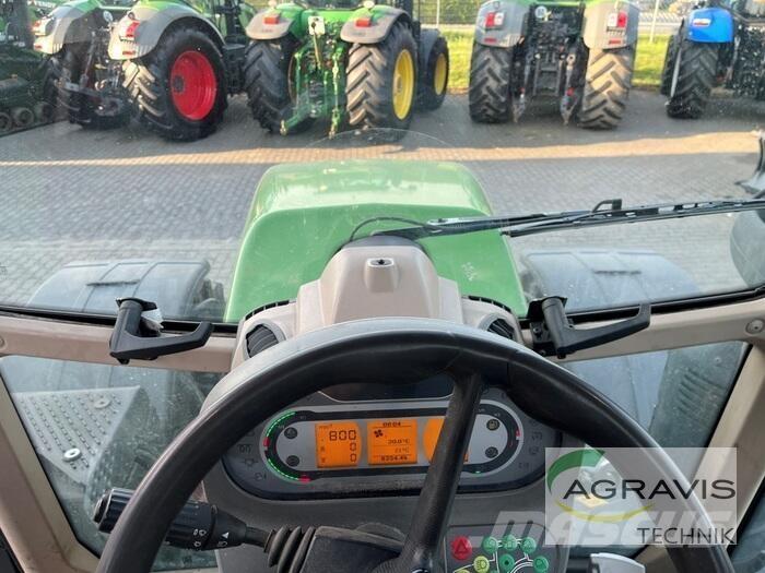 Fendt 718 VARIO S4 Traktorit