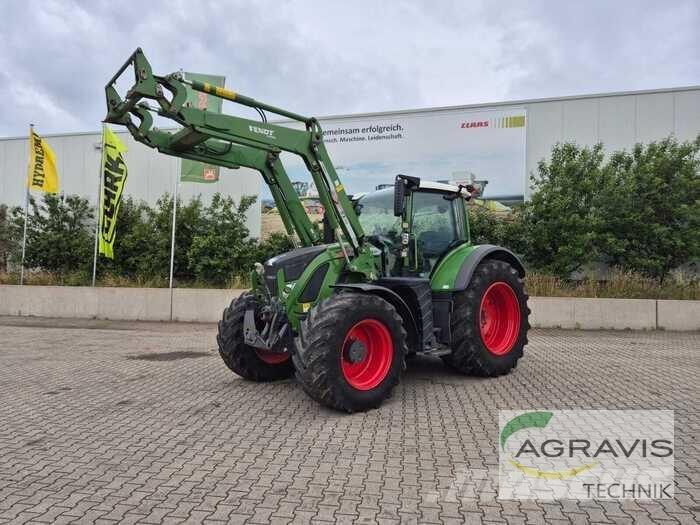 Fendt 718 VARIO S4 Traktorit