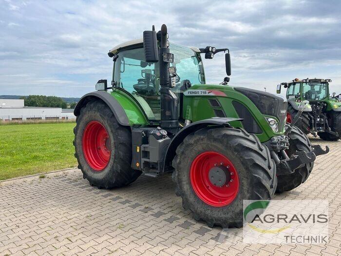 Fendt 718 VARIO S4 Traktorit
