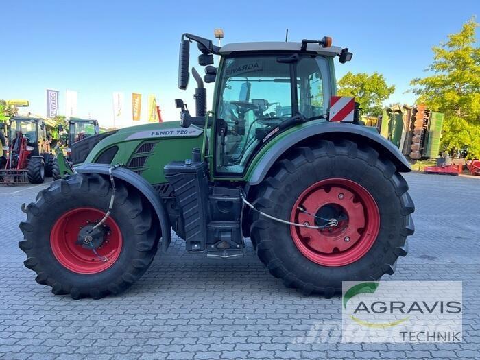 Fendt 720 VARIO S4 Traktorit