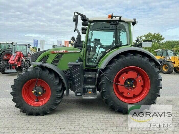 Fendt 724 VARIO GEN-6 Traktorit