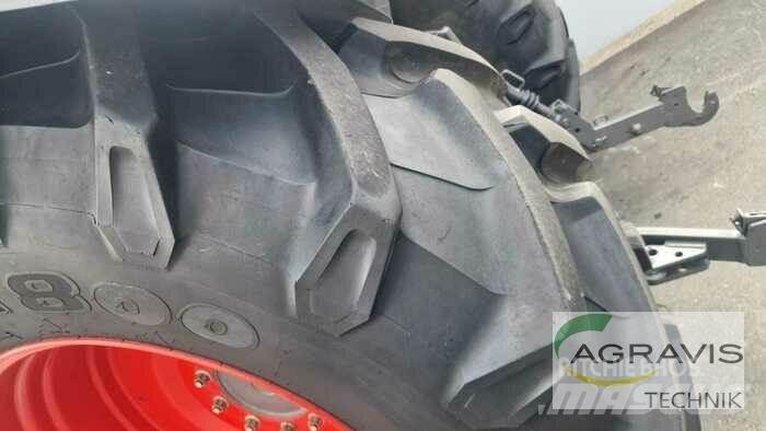 Fendt 724 VARIO S4 Traktorit