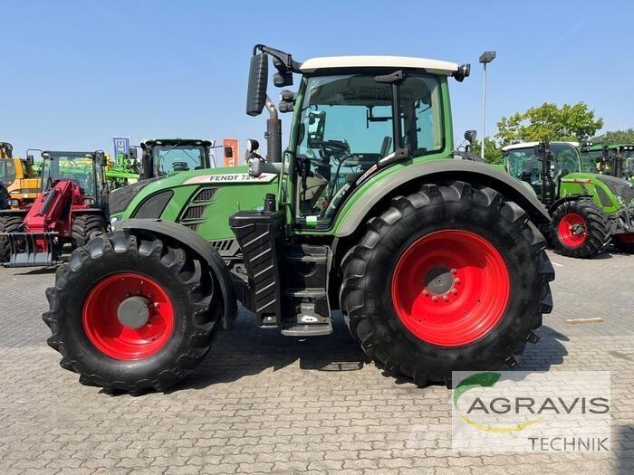 Fendt 724 VARIO SCR Traktorit