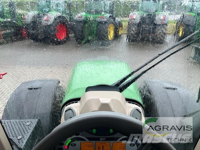 Fendt 724 VARIO SCR Traktorit