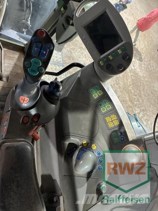 Fendt 818 Vario Traktorit