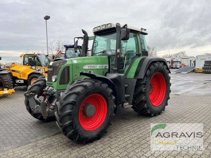 Fendt 820 VARIO TMS Traktorit