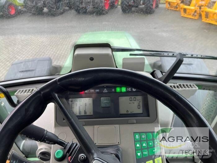 Fendt 820 VARIO TMS Traktorit