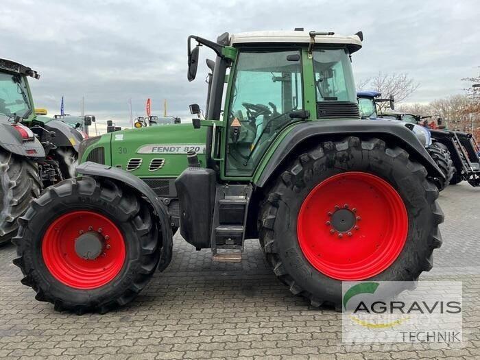 Fendt 820 VARIO TMS Traktorit
