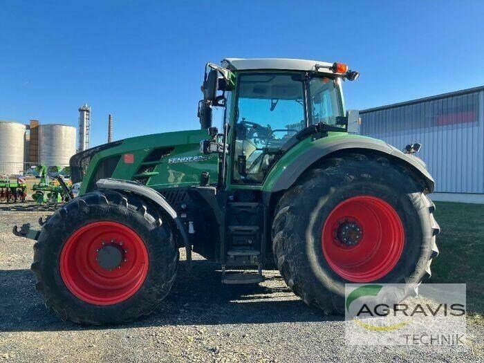 Fendt 824 VARIO SCR Traktorit