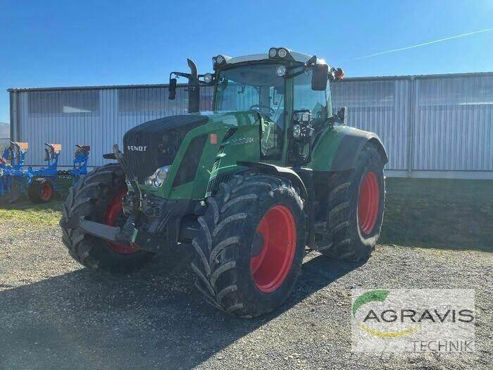 Fendt 824 VARIO SCR Traktorit