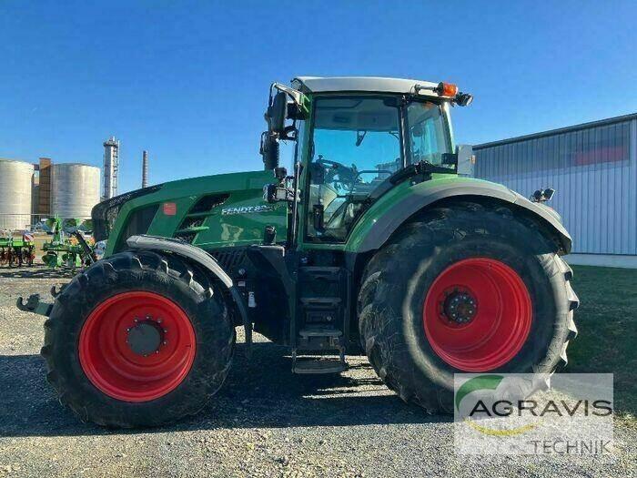 Fendt 824 VARIO SCR Traktorit